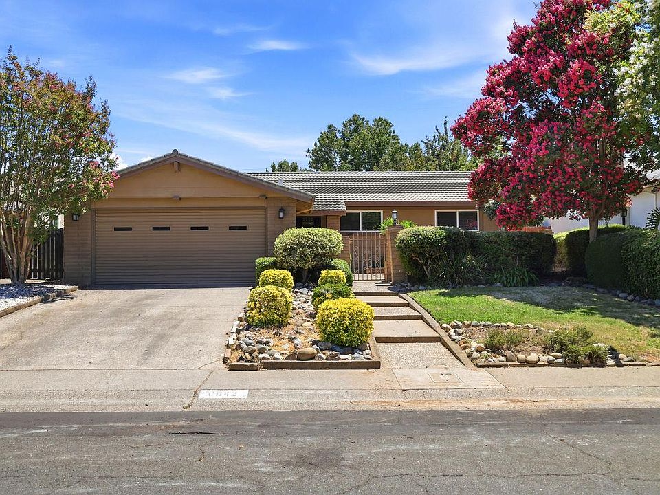 1st image of 8642 Merribrook Dr