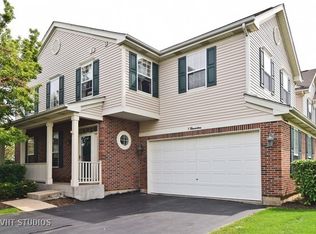 1 Haverton Ct, Streamwood, IL 60107