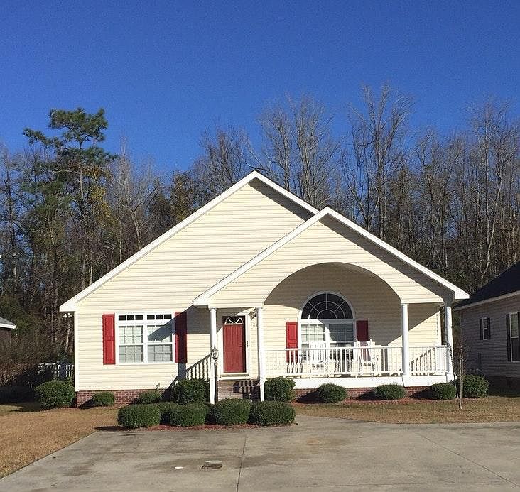 2nd image of 229 Grays Ln