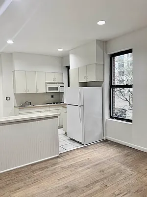 Rented by Bond New York | media 3