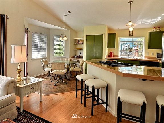5th image of 1050 Eagle Crest Way