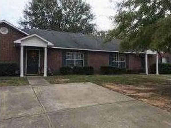 723 Yeager Ln, Auburn, AL 36832