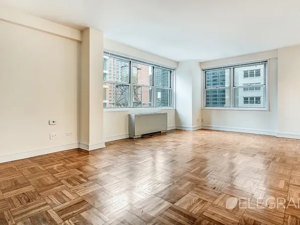 888 Eighth Avenue image 1 of 7