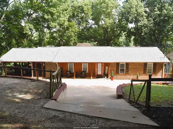570 Shoals Ave, Killen, AL 35645