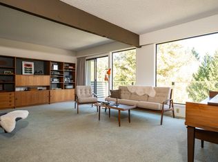 670 Fairmont Rd, Gibsons, BC V0N1V9