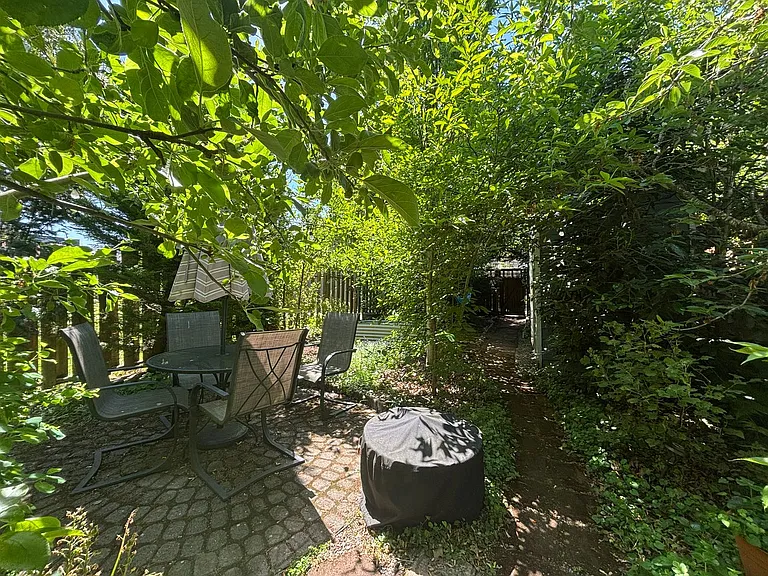 3521 S Ferdinand St — Photo 37