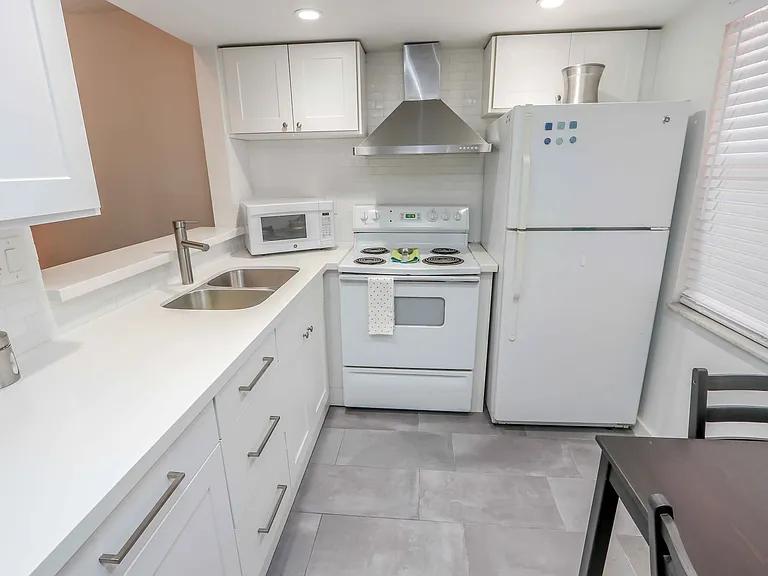 9150 Lime Bay Blvd #21 — Photo 12