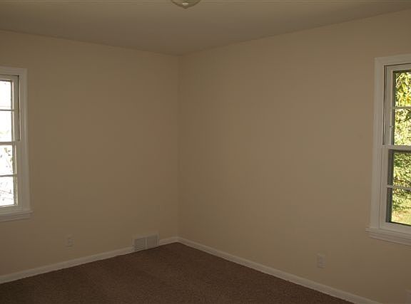 5th image of 4325 N 54th St