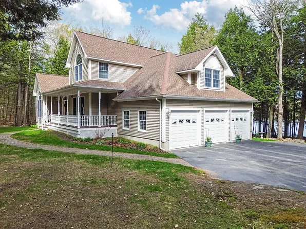 530 Point Drive, Mount Vernon, ME 04352