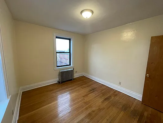 Rented by Pear NYC LLC | media 30