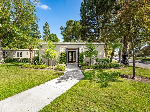 109 Via Estrada Unit A, Laguna Woods, CA 92637