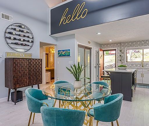 DINING  AND BUBBLY BAR
