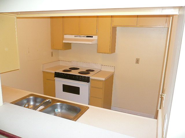 1st image of 376 E Surfside Dr