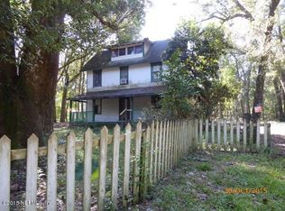 107 S 2nd Ln, Interlachen, FL 32148