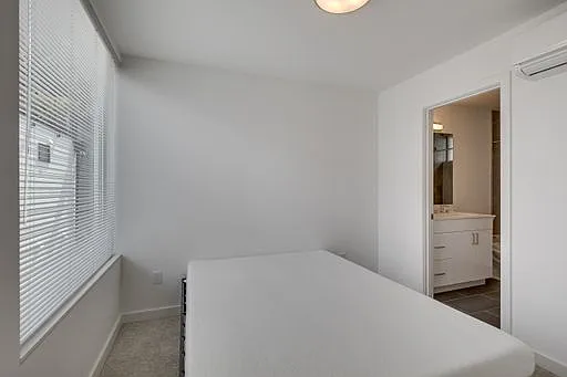 130 W Florentia St — Photo 16