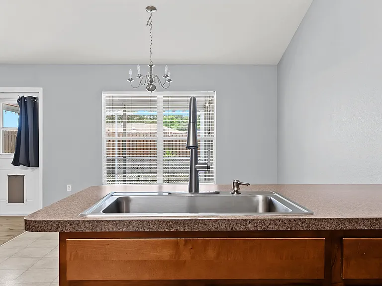 11366 Riddle Dr — Photo 19
