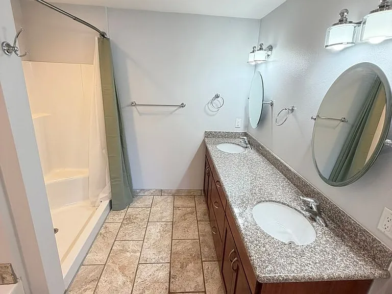 103 W Bishop Way — Photo 25