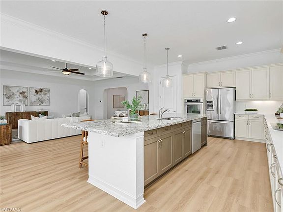 3rd image of 9454 Greenleigh CT