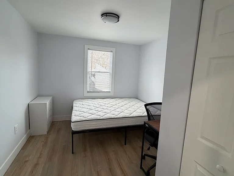 34 Seminary Ave #1 — Photo 6
