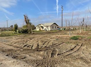 16100 El Rio Dr, Visalia, CA 93292