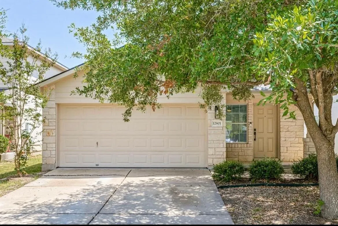 12801 Door Bell Dr — Photo 1