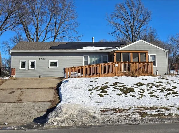 5725 Blue Ridge Cut Off, Raytown, MO 64133