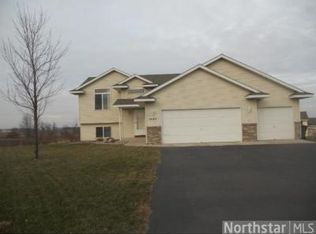 1040 Chestnut St NW, Maple Lake, MN 55358