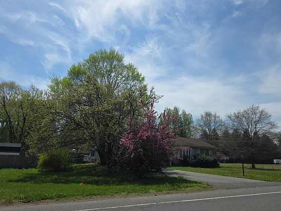 3rd image of 240 Church Rd