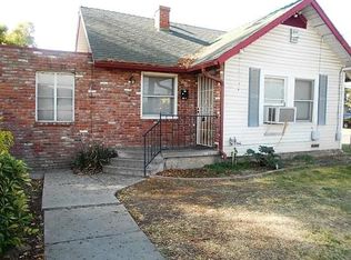 806 E Alhambra Ave, Fresno, CA
