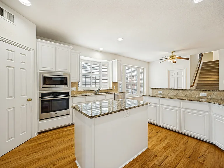 7805 San Isabel Dr — Photo 10