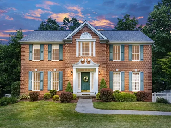 1608 Valley Brooke Ct, Wexford, PA 15090