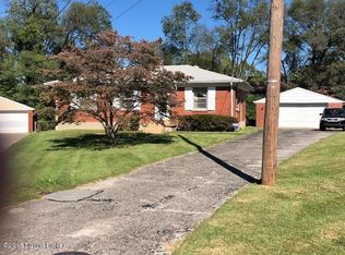 9337 Geneva Way, Louisville, KY 40291