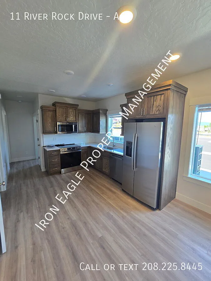 2 bed, 2.0 bath, $1,595 — Photo 2