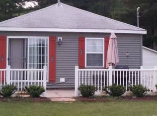 4785 Sylvan Grove Dr, Gladwin, MI 48624