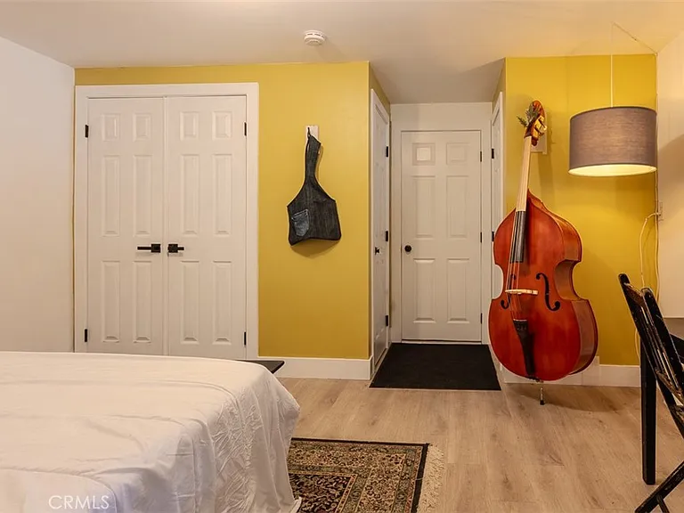 220 Oak Dr — Photo 31