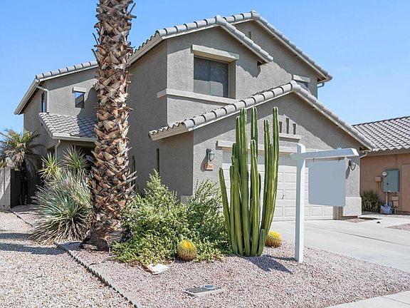 3rd image of 3316 E Blackhawk Dr