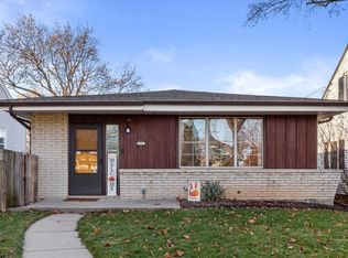 4307 S 43rd St, Greenfield, WI 53220