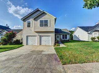 3507 McIntosh Ln, Snellville, GA 30039