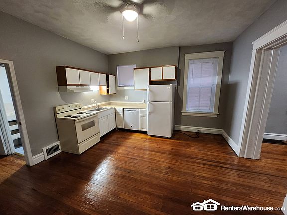 5th image of 4740 S Broadway Floor 1