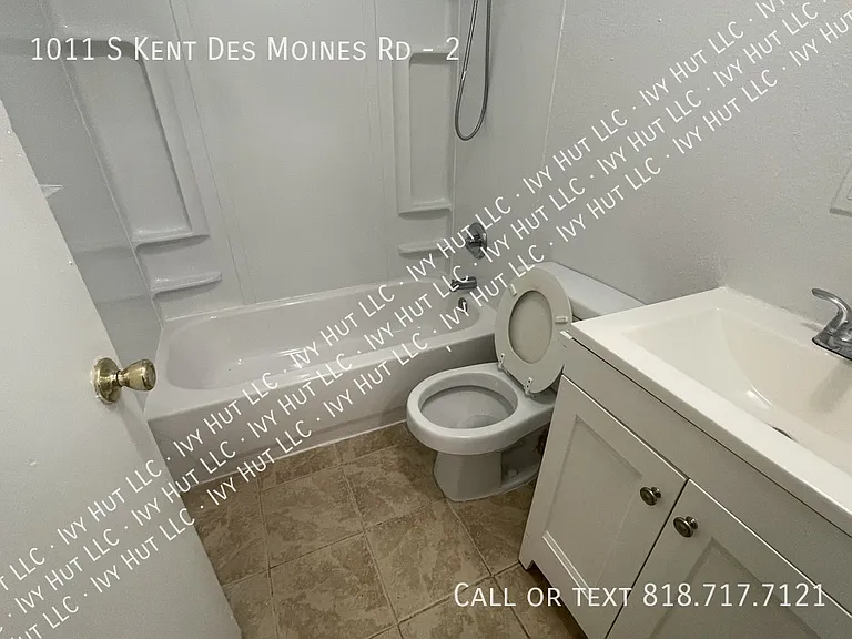 1011 S Kent Des Moines Rd #2 — Photo 14