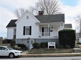 301 Upton St, Winston Salem, NC 27103