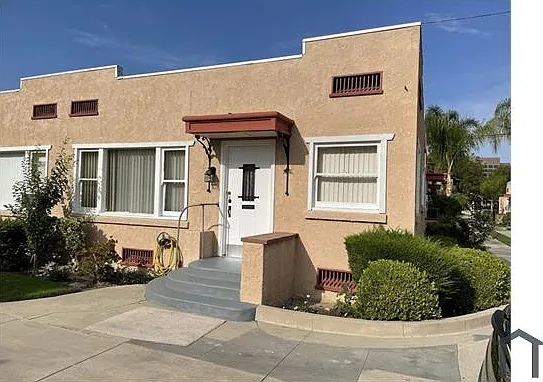 205 S Citron St #9