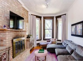 1326 W George St #1, Chicago, IL 60657