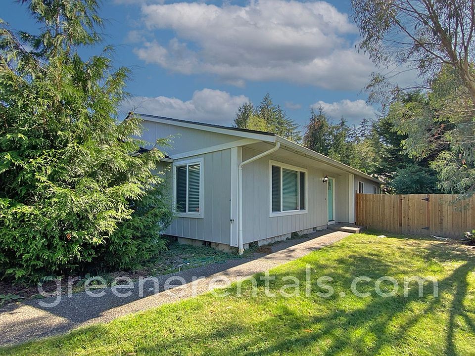 1st image of 9848 Overlook Dr NW