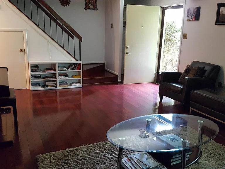10699 Spring Oak Ct — Photo 3