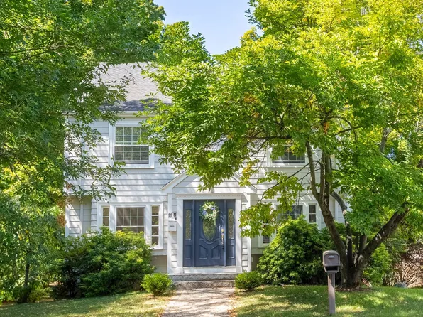 9 Wessex Rd #1, Newton Center, MA 02459