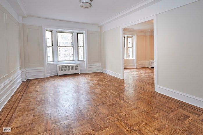 1st image of 520 Cathedral Pkwy #3A