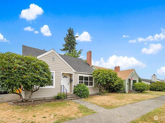 2nd image of 311 I Street SE