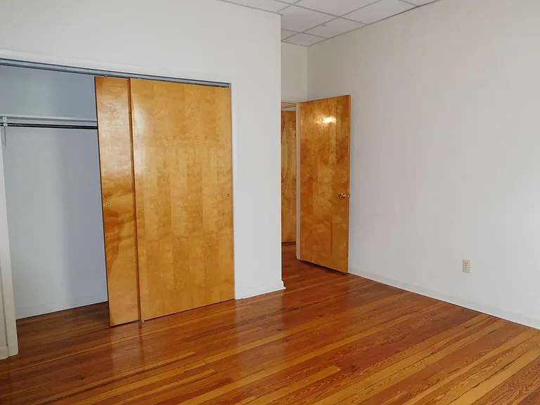 140 Snider Ave — Photo 12
