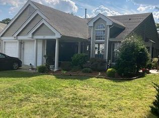 219 Bridport Pl, Manchester, NJ 08759